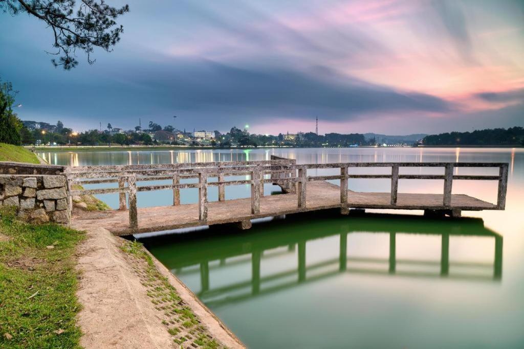 Hoa Sen Vang Hotel Dalat Esterno foto