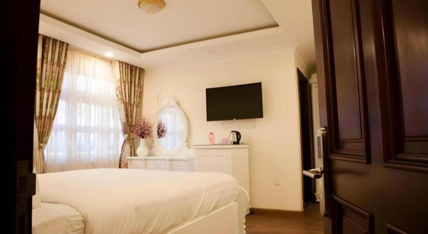 Hoa Sen Vang Hotel Dalat Esterno foto